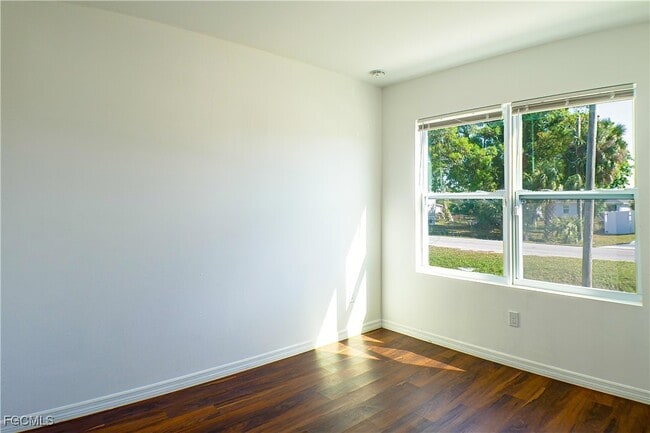 Building Photo - 3309 Armstrong Ct