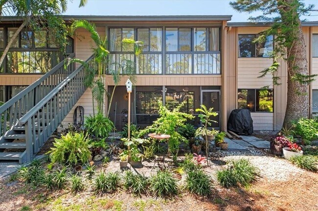 Building Photo - 1708 Glenhouse Dr