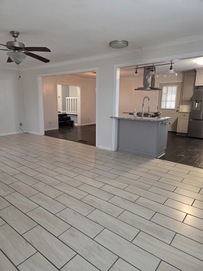 Building Photo - 408 Clifton St