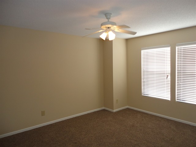Building Photo - 10395 Butler Dr
