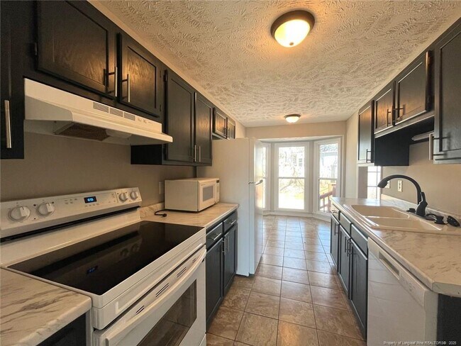 Building Photo - 3544 Lubbock Dr