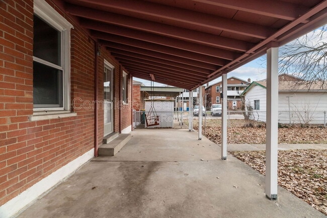 Building Photo - 2104 Lexa Dr