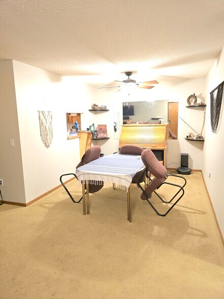 Building Photo - 2948 Mounds View Blvd