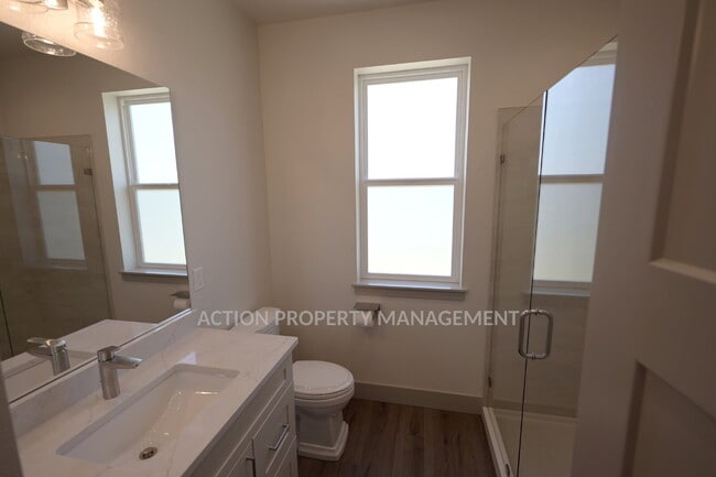 Building Photo - Beautiful no-step entry 3 bed 2 bath home in Sequim