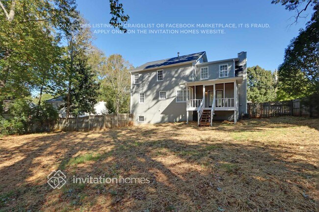 Building Photo - 6186 Pinewood Dr SE