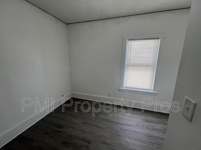 Building Photo - 3284 N 30th St