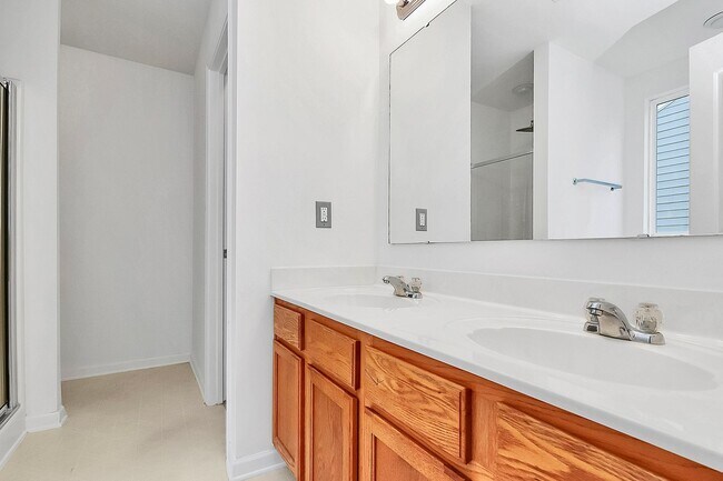 Building Photo - 3 Bed/2 Bath Home for RENT