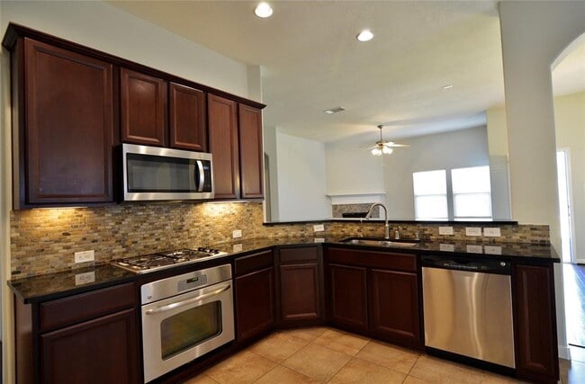 Building Photo - 11219 English Rose Trail