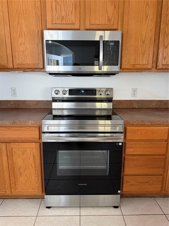 Building Photo - 3381 Houle Ave