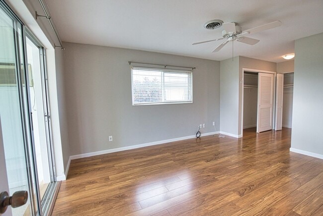 Building Photo - Annual Unfurnished 2 Bedroom 2 Bathroom Single Family Home in Venice Gardens with Water View!