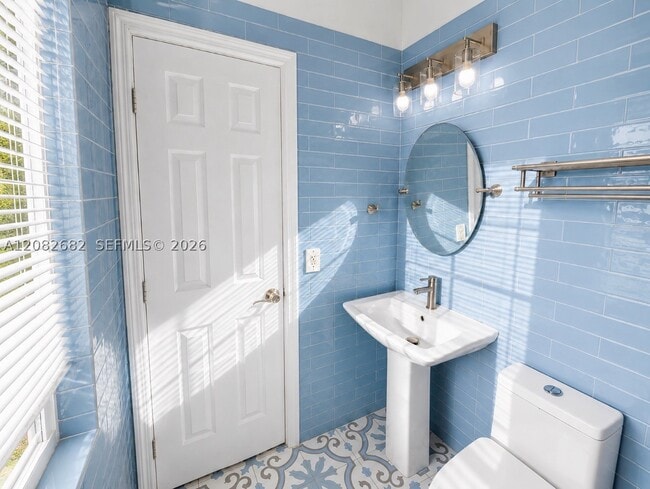 Building Photo - 3025 Indian Creek Dr