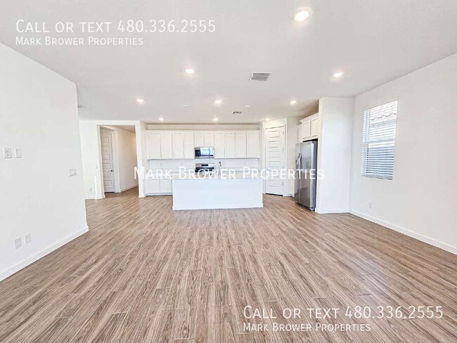 Building Photo - 32483 N Jasper St