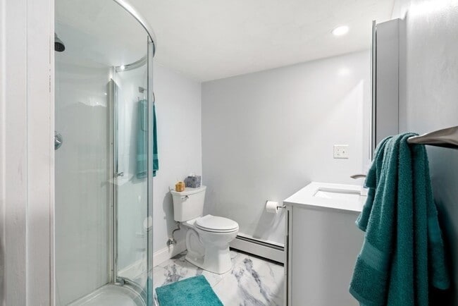 Building Photo - 45 Magoun St