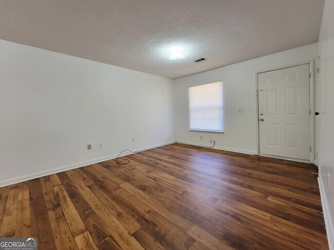 Building Photo - 4570 Hwy 53