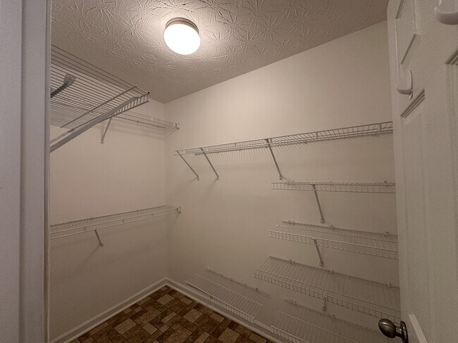 Building Photo - 600 Indian Trail