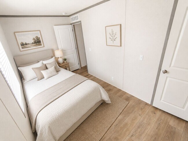 Building Photo - 5168 Champagne Dr