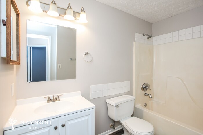 Building Photo - 4132 Luxembourg Cir E