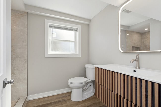 Building Photo - 9313 W 147th St