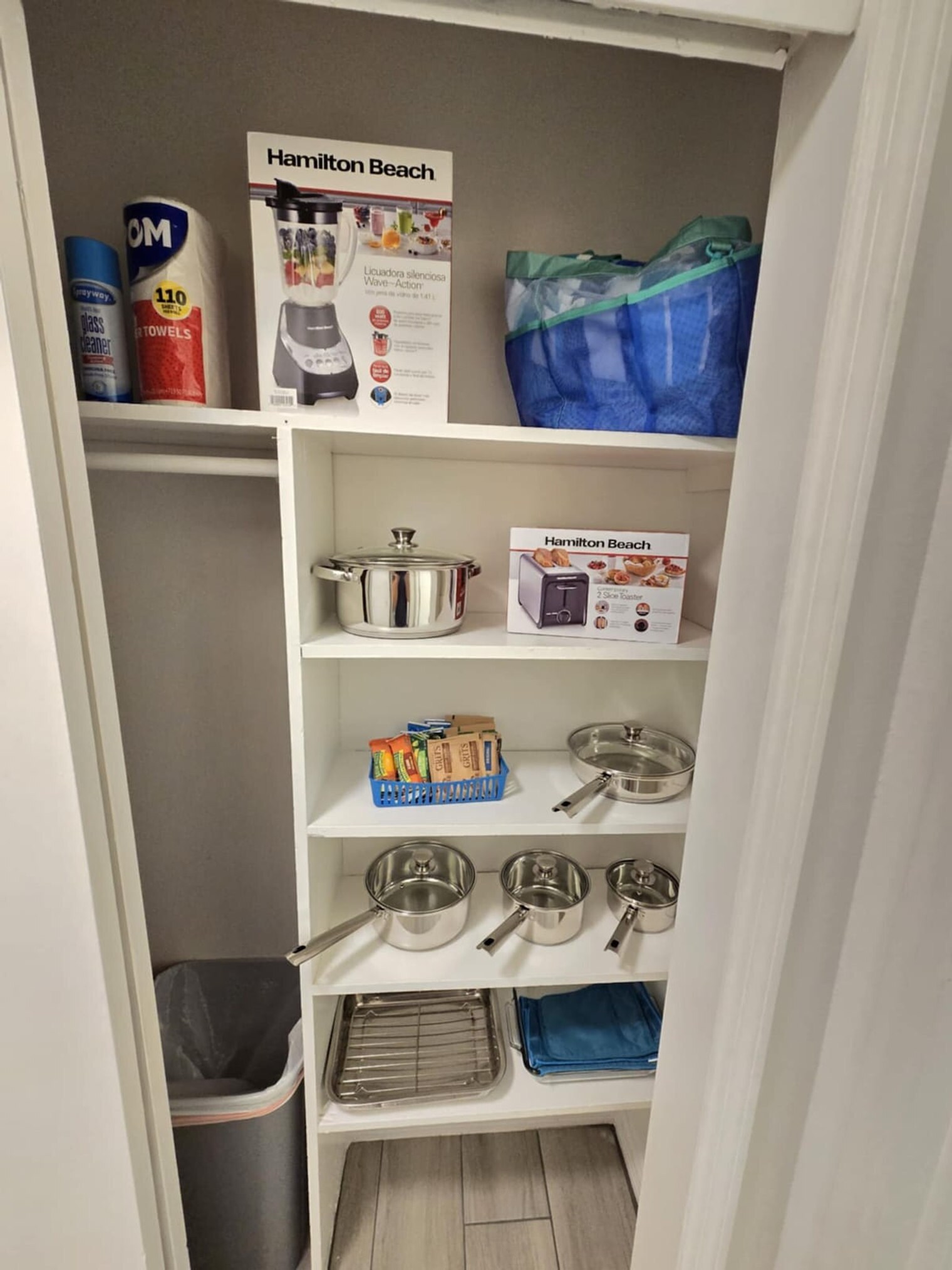 Building Photo - 2208 Irene St