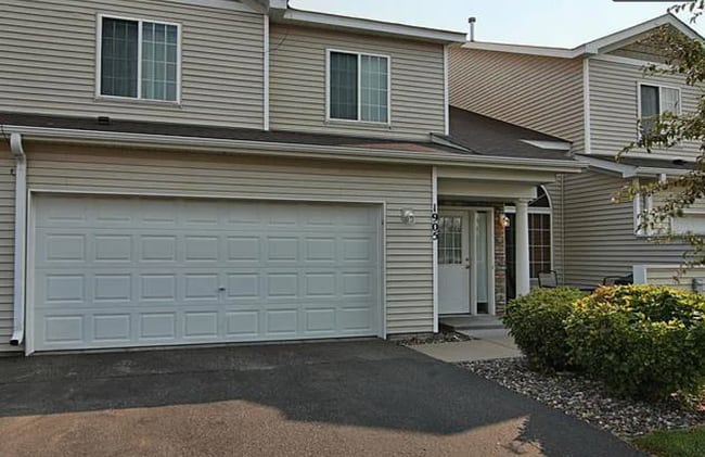 Building Photo - 1905 Ironwood Bay