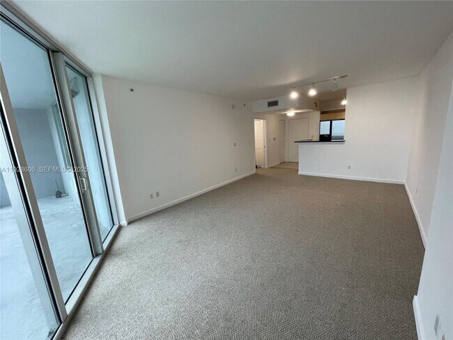 Building Photo - 325 S Biscayne Blvd