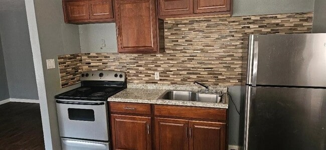 Building Photo - 7529 Bauman Rd