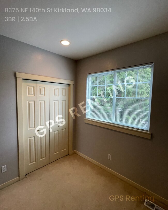 Building Photo - 8375 NE 140th St