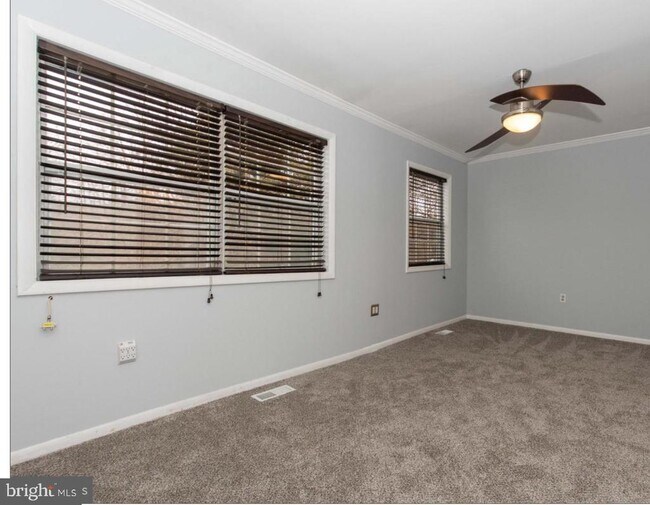 Building Photo - 8926 Trimble Way