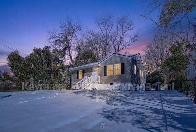 Building Photo - 1106 Sykes Ave