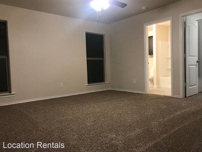 Building Photo - 3 br, 2 bath House - 10005 Wausau Ave