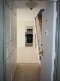 Building Photo - 321 S Willaman Dr