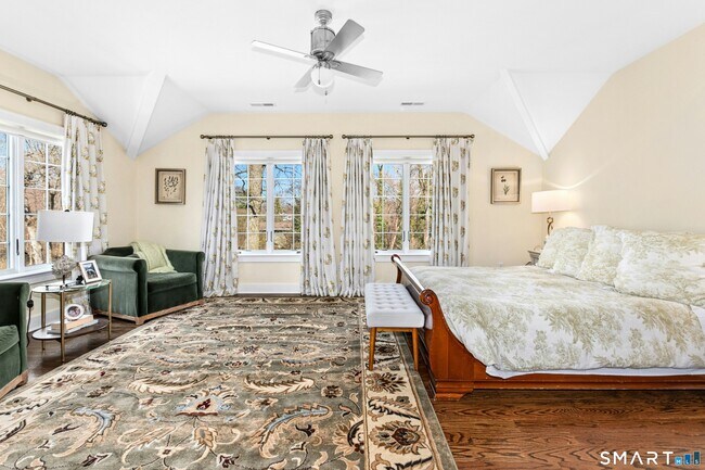 Building Photo - 9 Dancing Bear Rd