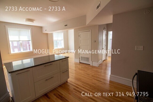 Building Photo - 2733 Accomac-2733 A