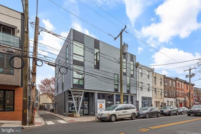 Building Photo - 1317 Frankford Ave