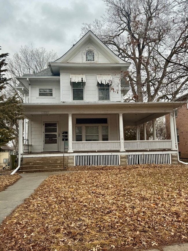 Building Photo - 1220 S 20th St