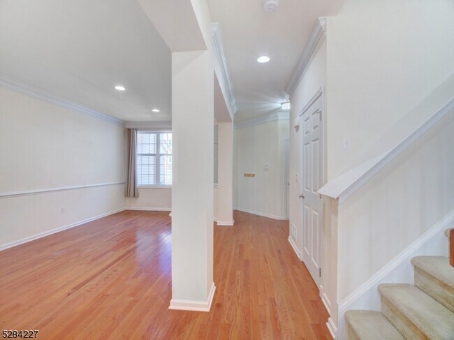 Building Photo - 44 Lamerson Cir