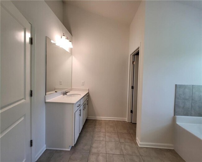Building Photo - 6499 Panasa Ct