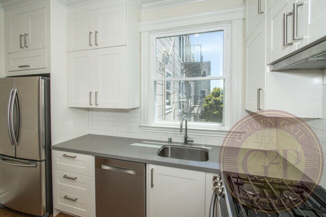 Building Photo - Pacific Heights - 1 BR, 1 BA Condo 650 Sq. Ft. - 3D Virtual Tour, Storage