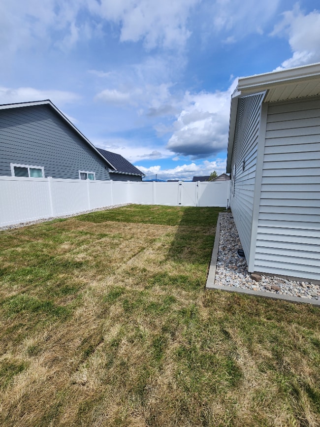 Building Photo - 3BR, 2BTH in Rathdrum