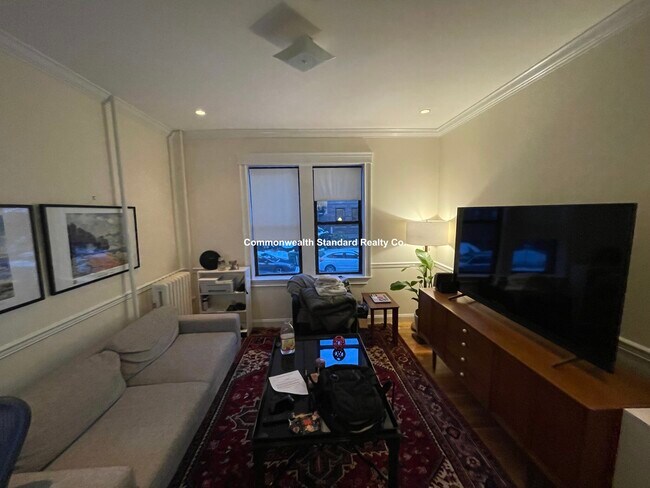 Building Photo - 76 Quint Ave