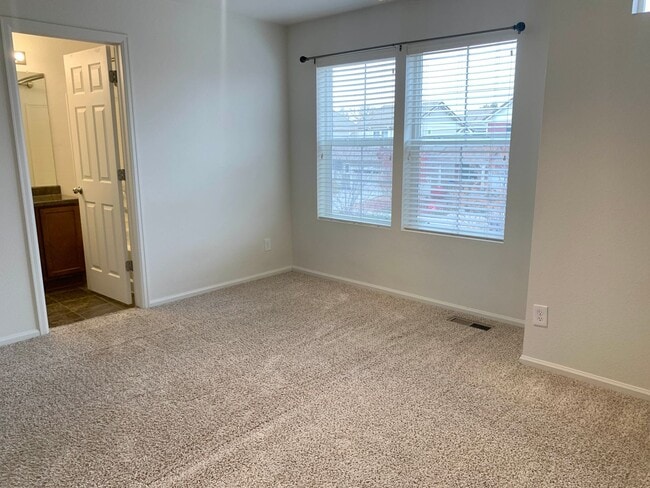 Building Photo - 3807 Cedarwood Ln