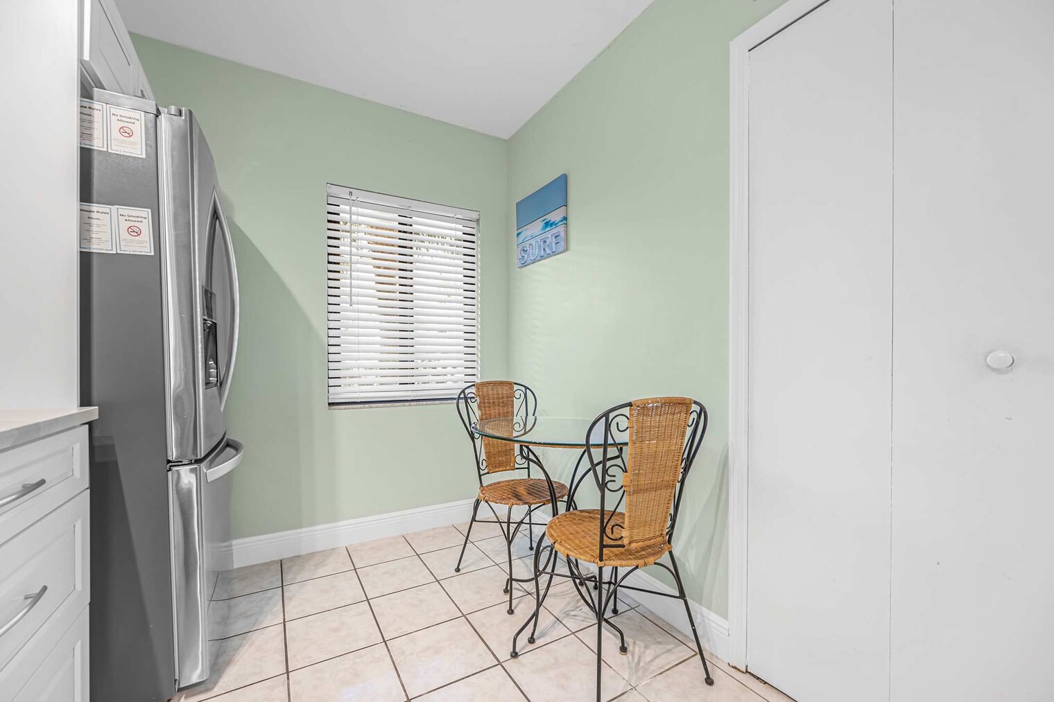 Building Photo - 39 Tulip Ave