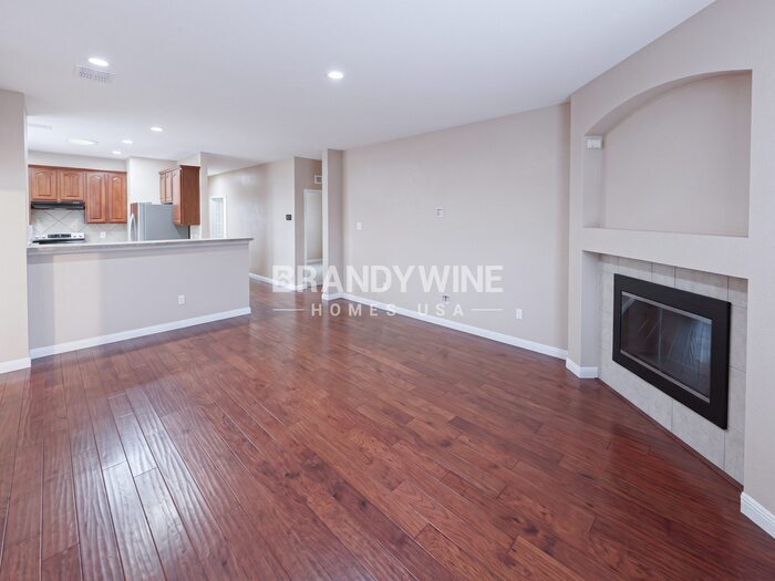 Building Photo - 1116 Roundhouse Dr