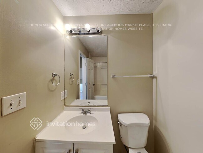 Building Photo - 83 Bluebird Dr
