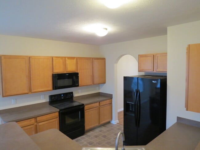 Building Photo - 5682 Alliance Way