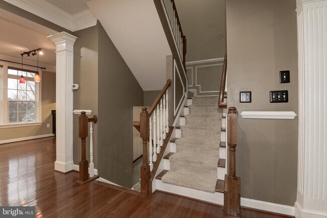 Building Photo - 24951 Avonlea Dr