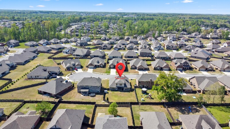 Building Photo - 11006 Thorne Dr