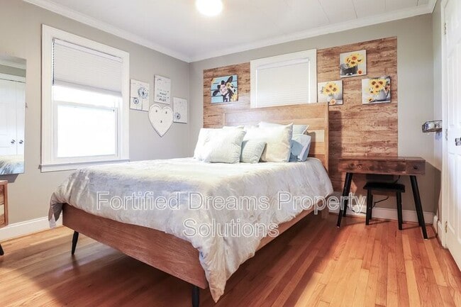 Building Photo - 157 Mickey Rd