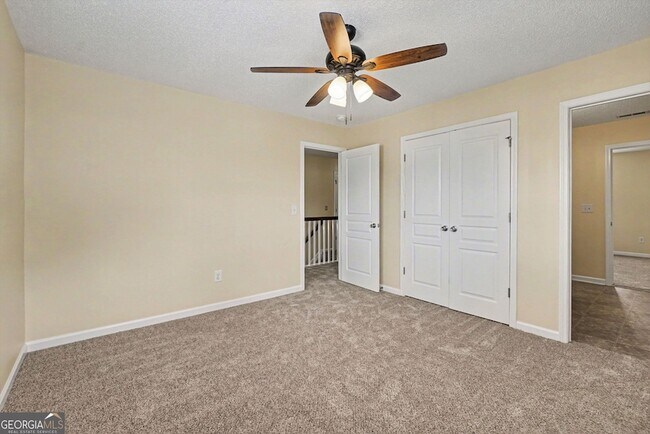 Building Photo - 348 Darbys Run Ct
