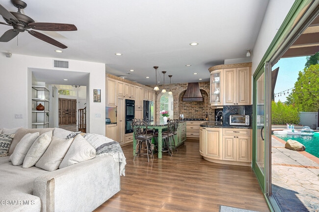 Building Photo - 2554 Kirsten Lee Dr